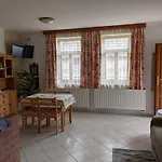 Rózsakert *