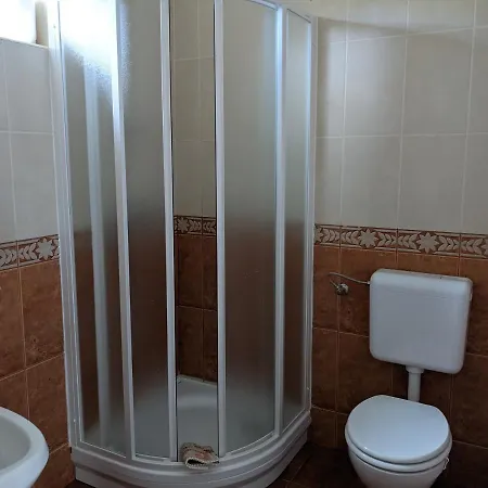 公寓 Rozsakert Vendeghaz