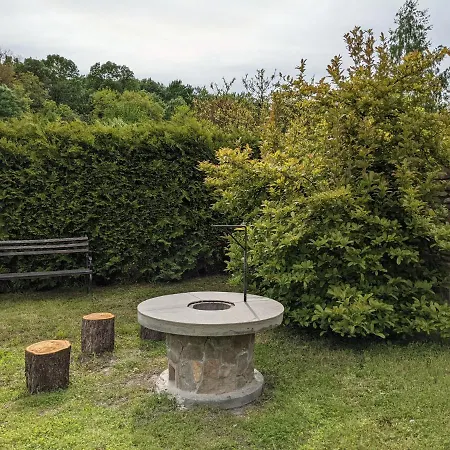 Rozsakert Vendeghaz 公寓