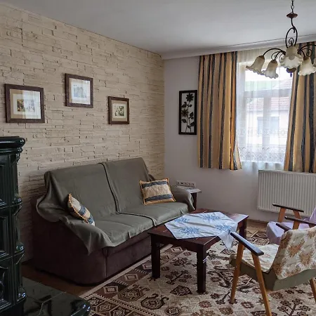 Rozsakert Vendeghaz 公寓