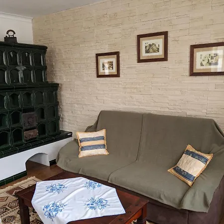 Rozsakert Vendeghaz Apartment
