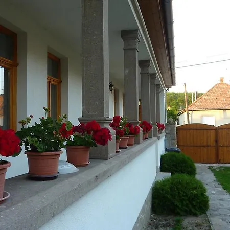 Rozsakert Vendeghaz Szomolya