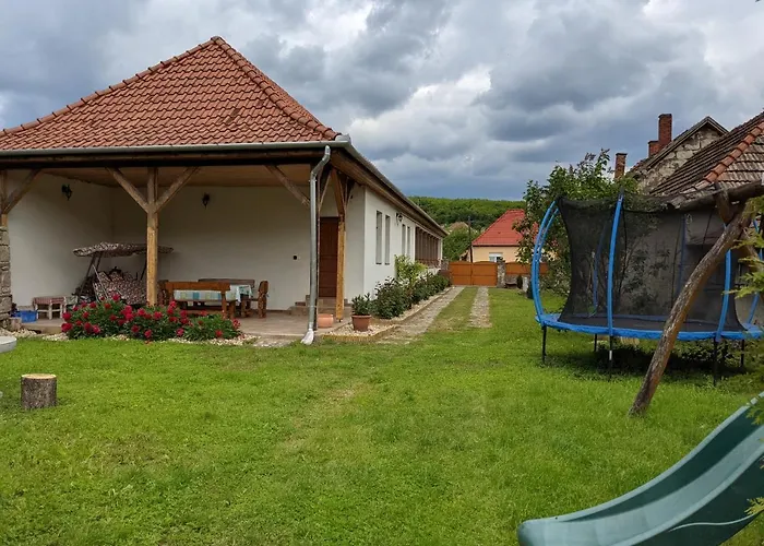 Rozsakert Vendeghaz Szomolya