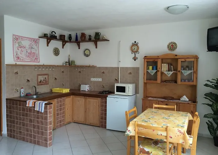 Rozsakert Vendeghaz *